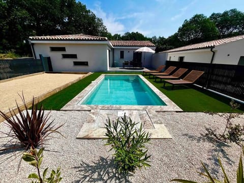 Garden, Swimming pool