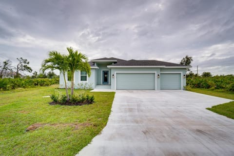 Quiet Port Charlotte Getaway about 12 Mi to Beach! House in South Gulf Cove