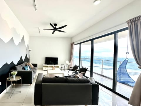 Peace Seaview Near CIQ Johor Bahru 3B2B Apartment in Johor Bahru