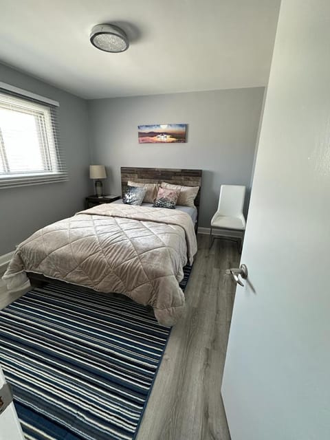 Spotless 2 Bedroom Suite in Winnipeg Apartment in Winnipeg