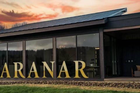 Aranar - Luxury Couples Getaway in Ellicottville Villa in Cattaraugus