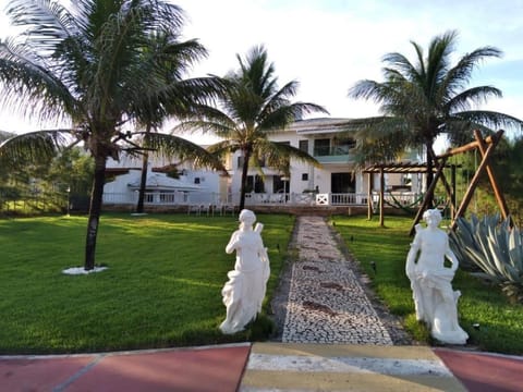 Casa em condomínio em frente mar House in State of Bahia