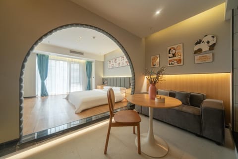 AT NIGHT HOTEL Chengdu Appartement-Hotel in Chengdu