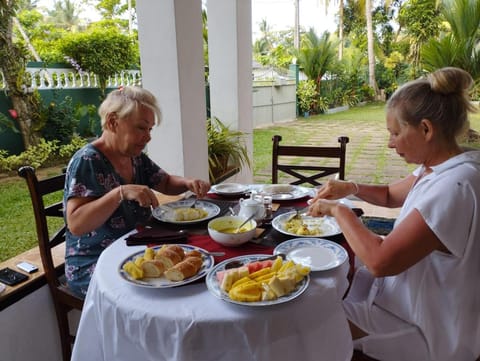 Dining area, Breakfast