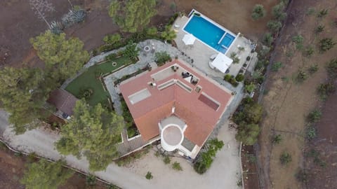 Property building, Bird's eye view, Swimming pool, Swimming pool