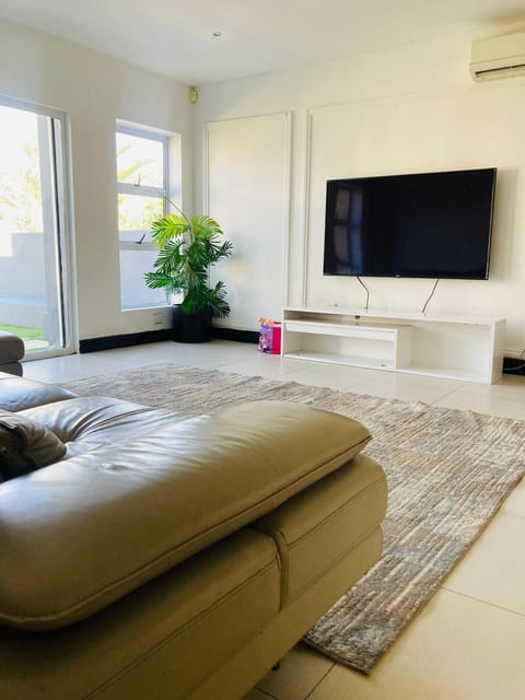 Lovely home in Hartbeespoort Apartment in Gauteng