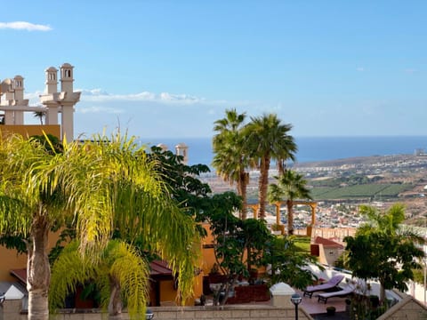 Sunset Hideaway-Roque del Conde Apartment in Costa Adeje