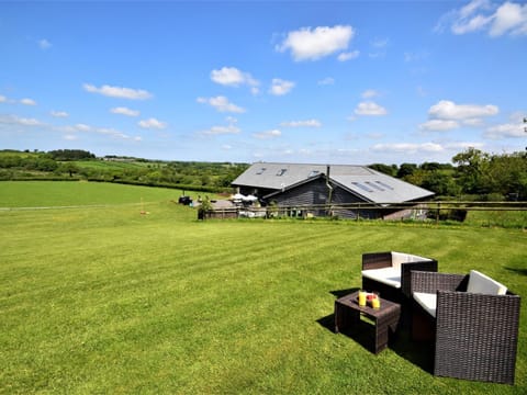 6 Bed in Oakford 60494 House in North Devon District