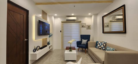 2 Bedroom ModernoNest Suites Haven Condo in Angeles