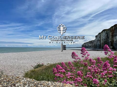 Duplex situé dans le centre de St Valery en Caux Apartment in Saint-Valery-en-Caux