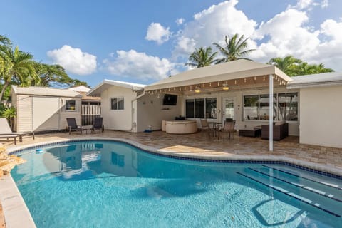 Chic Fort Lauderdale House with Private Pool House in Wilton Manors