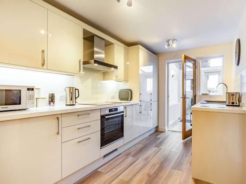 3 bed in Carlyon Bay 87219 House in Saint Austell