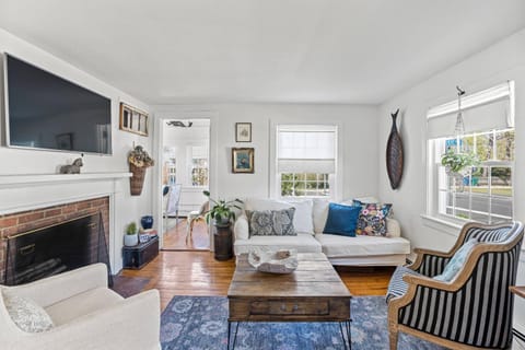 Cottage Serenity Haven House in Hyannis