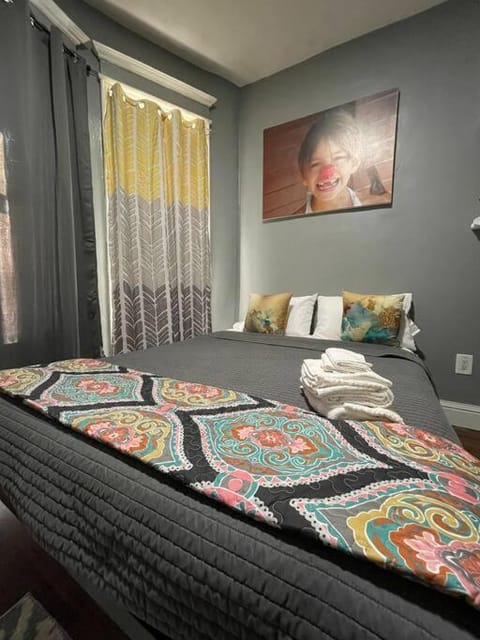Cozy Studio Staycation - Brooklyn close to Train stations Apartment in Glendale