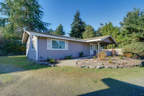Gig Harbor Vacation Rental Home 1 Mi to Uptown! House in Gig Harbor