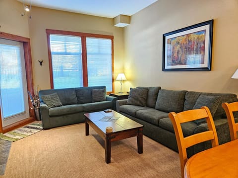 Stunning at Solitude, Steps from Chair Lift, East #103 Apartment in Wasatch County