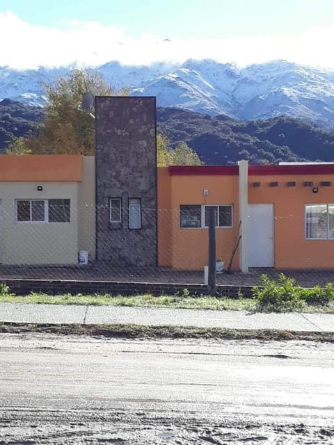 Property building, Off site, Day, Natural landscape, View (from property/room), City view, Mountain view, Street view, Area and facilities, Quiet street view, Inner courtyard view, locker