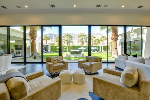 Palm Springs Home Views and Luxe Outdoor Space! House in Palm Springs