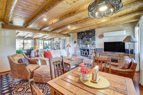 Peaceful Historic Cottage on Sedona Wine Trail House in Cornville