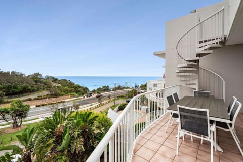 Ocean view unit with Private Rooftop Apartment in Coolum Beach