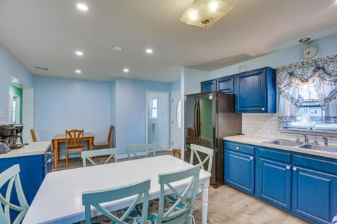 Beach House with Private Pool in North Wildwood House in North Wildwood