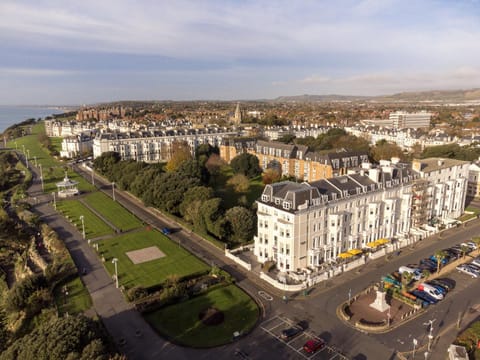 Property building, Bird's eye view