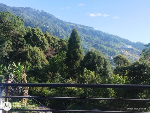 Balcony/Terrace, Mountain view