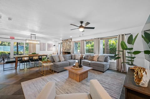 Court Haven Paradise: Your All-In-One Getaway House in Redington Shores