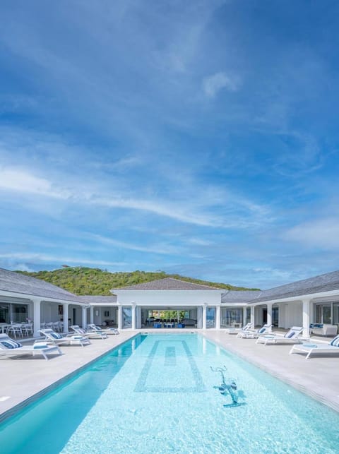 La Perla Estate - 7 BR Luxury Beachfront Villa with utmost privacy Chalet in Saint Martin