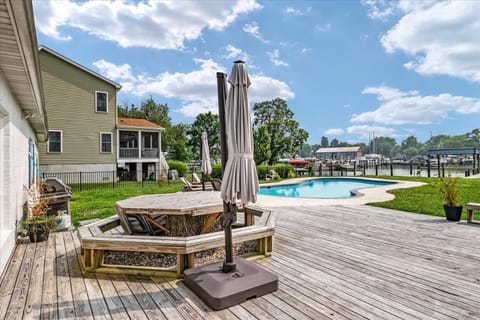 Waterfront Bliss- Ultimate Tilghman Retreat home Casa in Tilghman