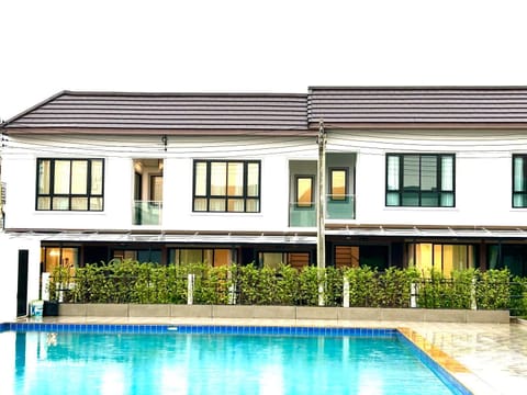 Property building, Pool view, Swimming pool