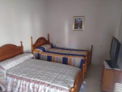 Room in Holiday house - Habitacion Privada Doble Toledo Bed and Breakfast in Toledo
