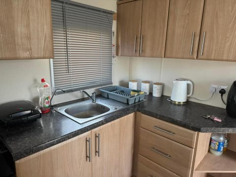 Seaside Haven Retreat in Clacton-on-Sea Apartment in Tendring District