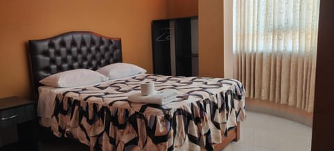 HOSTAL LLAUT * * Bed and Breakfast in Department of Arequipa