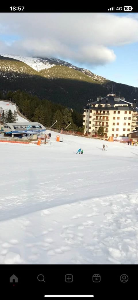 Piso en el port del comte, 50 por persona y noche Apartment in Solsonès