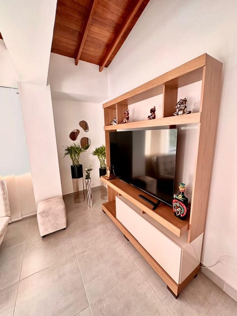 ESPECTACULAR APARTAMENTO EN EL POBLADO Condo in Envigado