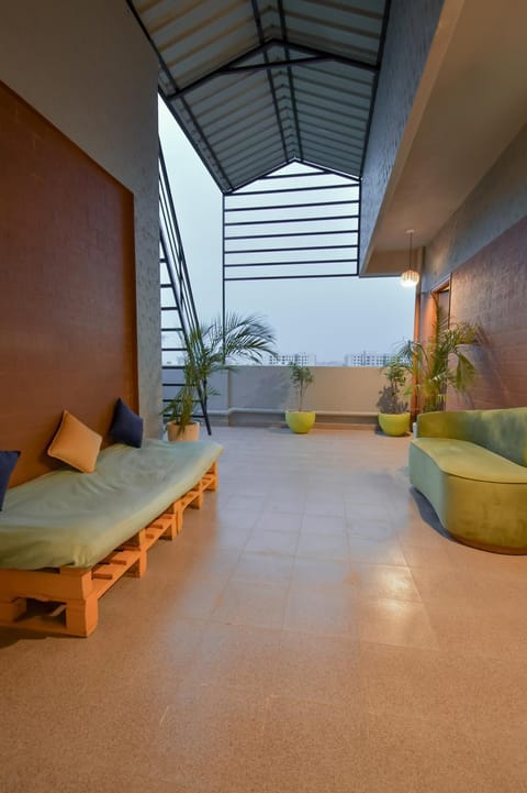 Communal lounge/ TV room, View (from property/room), Balcony/Terrace, City view, Entertainment