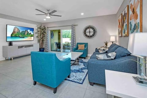 SUPER BOHO CHIC Stylish Blend NEAR Disney Haus in Kissimmee