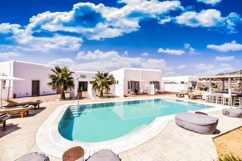 Queen Boutique Suites Condo in Mykonos