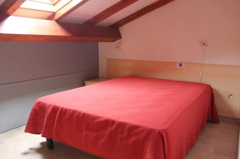 Appartamento con 2 camere da letto a 200 m dalla spiaggia Condo in Linguizzetta