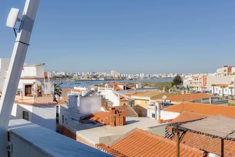 View (from property/room), City view, Sea view