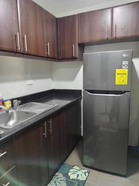 CP19AB 1BR A Simple Room Penthause Appartement-Hotel in Taguig