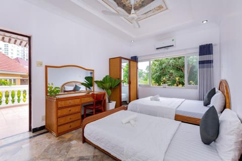 Ngọc Tước Villa bãi sau 7 phòng ngủ Villa in Vung Tau