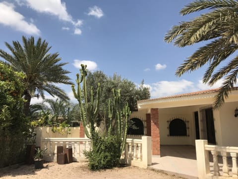 Tiguimi Vacances - Oasis Villas, cadre naturel et vue montagne Villa in Souss-Massa