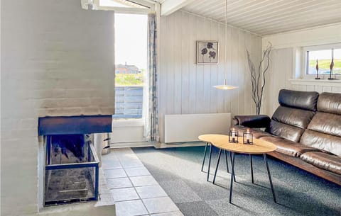 Cozy Home In Hvide Sande With Wifi Maison in Hvide Sande