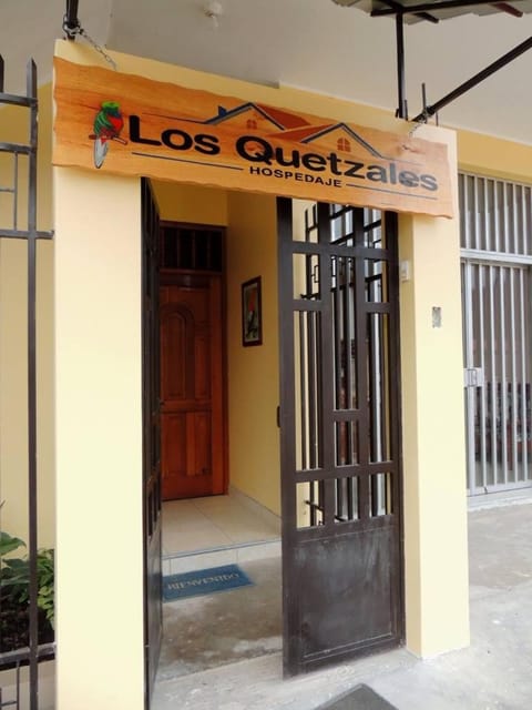 Hospedaje "LOS QUETZALES DE OXAPAMPA" Hotel in Oxapampa