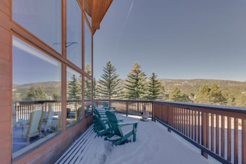 Spacious Angel Fire Retreat 3 Mi to Ski Resort Maison in Angel Fire