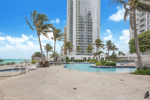 15th Floor Luxury Suite at Trump Int Resort Apartment in Sunny Isles Beach