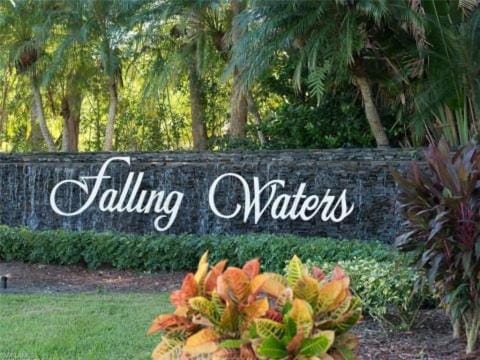 Falling Waters ! Largest Heated Saltwater Pool In Naples Apartment in Collier County