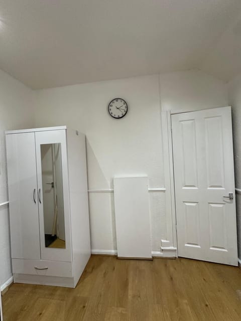Double Room With Free WiFi Keedonwood Road Chambre d’hôte in Bromley